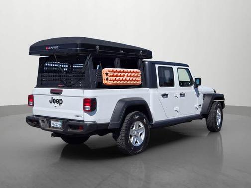 Bright White Clearcoat 2020 Jeep Gladiator Sport
