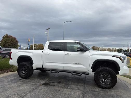2025 Toyota Tundra SR5