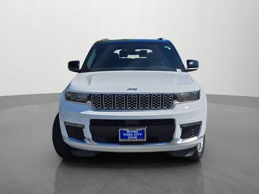 Bright White Clearcoat 2023 Jeep Grand Cherokee L Summit