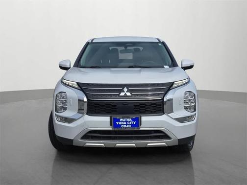 2023 Mitsubishi Outlander SE Special Edition