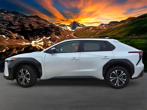 2025 Toyota bZ4X XLE