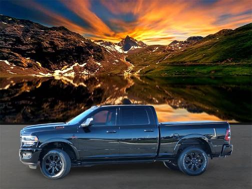 2022 RAM 3500 Laramie