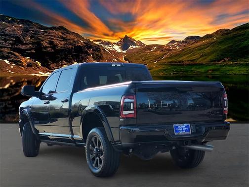 2022 RAM 3500 Laramie