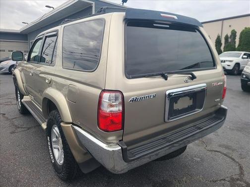 2002 Toyota 4Runner SR5