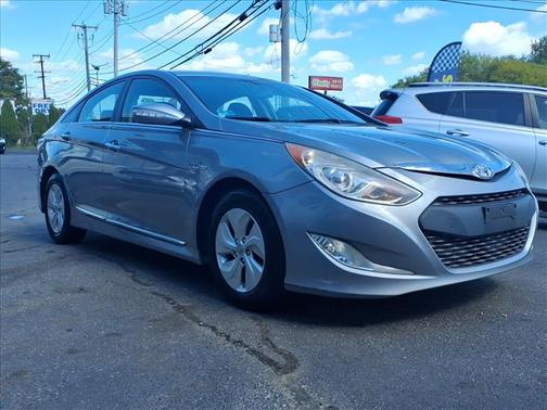 2014 Hyundai SONATA Hybrid Base