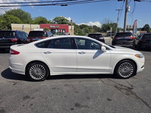 White 2014 Ford Fusion Titanium