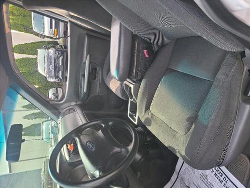 2001 Ford Explorer Sport Trac Base