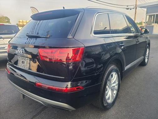 2019 Audi Q7 55 Premium Plus