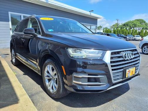 2019 Audi Q7 55 Premium Plus