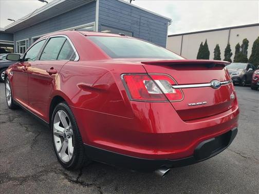2011 Ford Taurus SHO