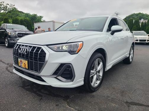 2021 Audi Q3 45 S line Premium