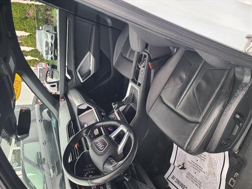 2021 Audi Q3 45 S line Premium