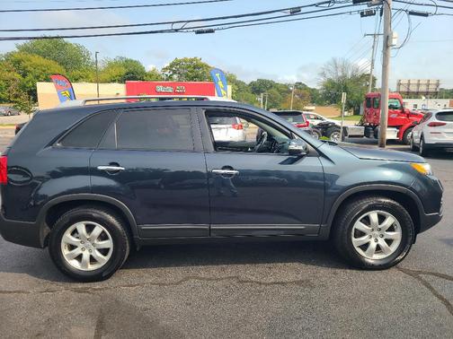 2013 Kia Sorento LX