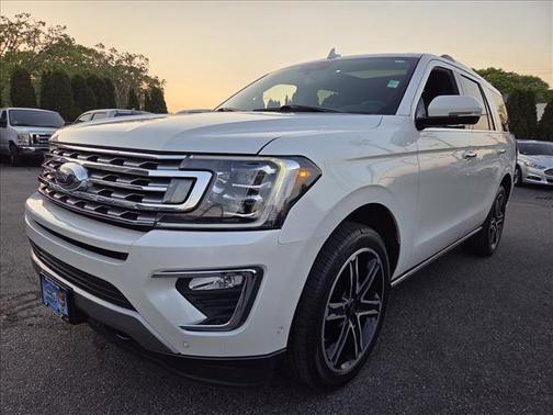 White 2019 Ford Expedition Limited