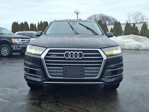 2019 Audi Q7 55 Premium Plus