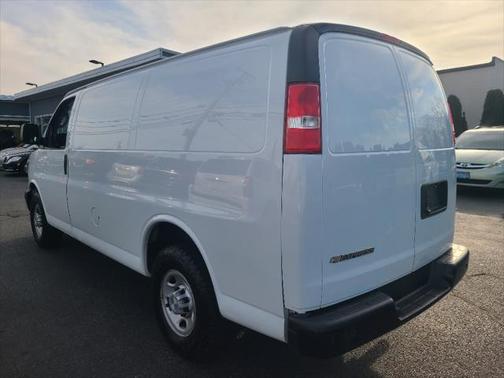 2019 Chevrolet Express 2500 2500