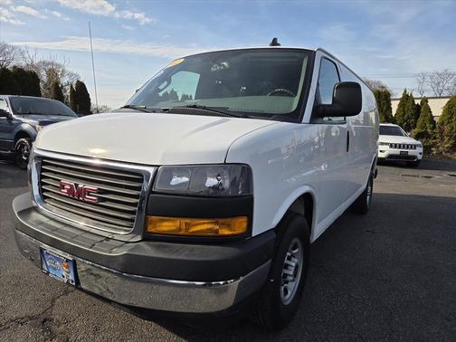 2022 GMC Savana 2500 Work Van