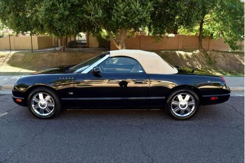 2004 Ford Thunderbird Deluxe