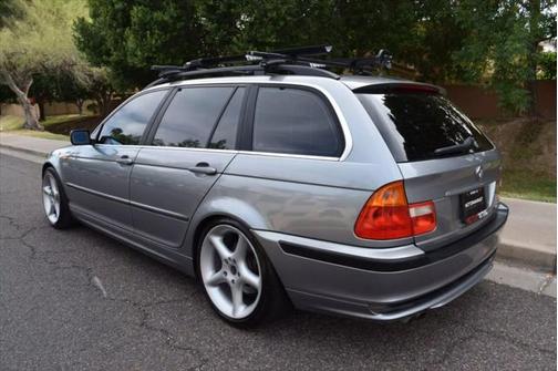2004 BMW 325 325i