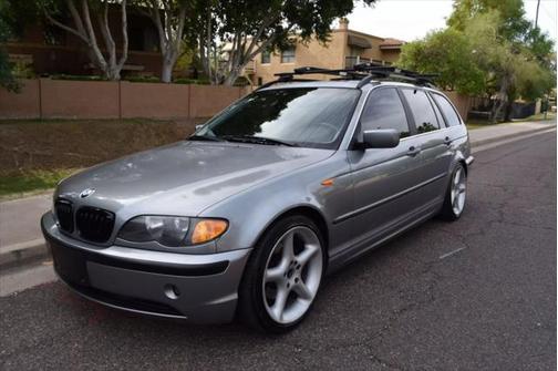 2004 BMW 325 325i