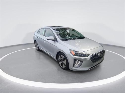 2022 Hyundai IONIQ Hybrid SEL