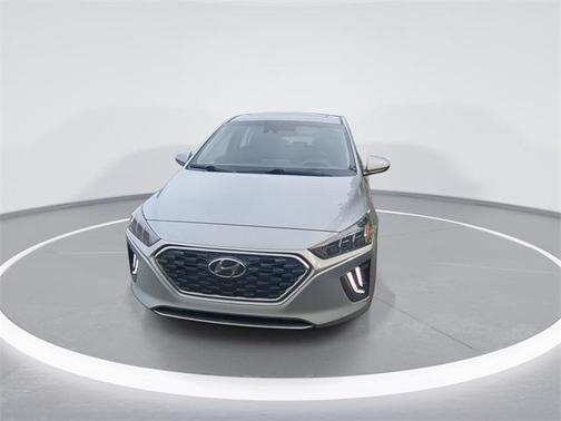 2022 Hyundai IONIQ Hybrid SEL
