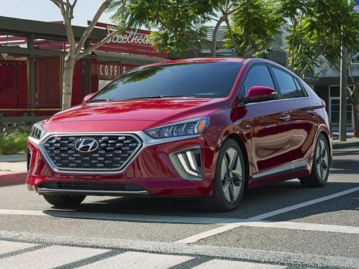 2022 Hyundai IONIQ Hybrid SEL