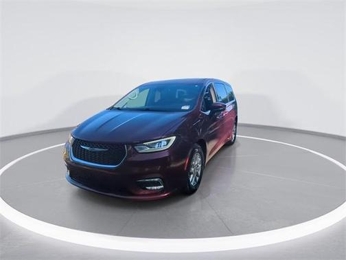 2023 Chrysler Pacifica Touring-L