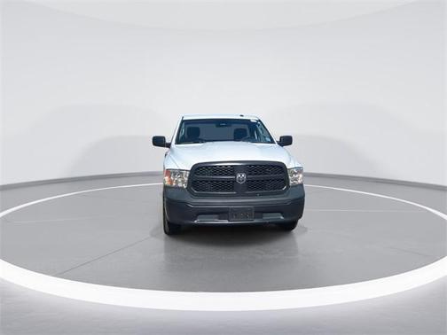 2017 RAM 1500 Tradesman Regular Cab 4x2 8 Box