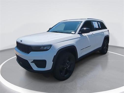 2023 Jeep Grand Cherokee Altitude