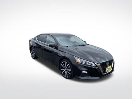 2022 Nissan Altima SR VC-Turbo FWD