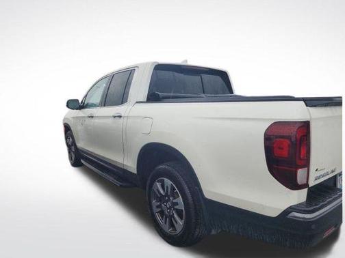 White Diamond Pearl 2019 Honda Ridgeline RTL-E