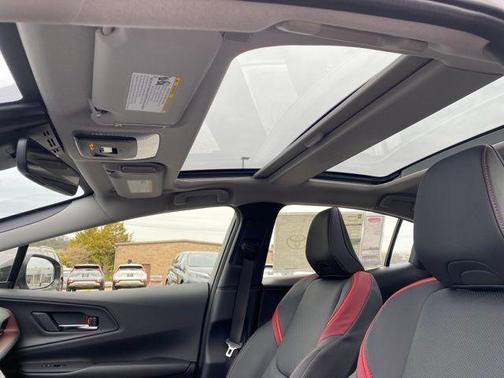 2025 Toyota Prius L