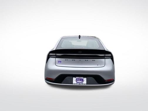 2025 Toyota Prius L