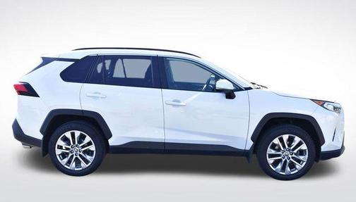 Blizzard Pearl 2021 Toyota RAV4 XLE Premium