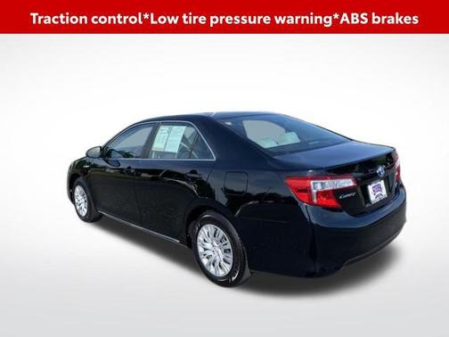 2014 Toyota Camry Hybrid LE