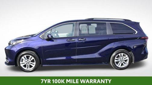 2024 Toyota Sienna XLE