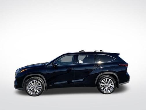 2025 Toyota Highlander Hybrid Platinum