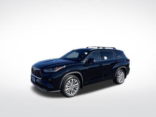 2025 Toyota Highlander Hybrid Platinum