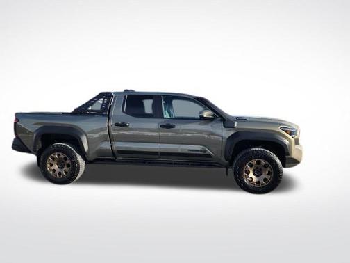 2024 Toyota Tacoma Hybrid Trailhunter