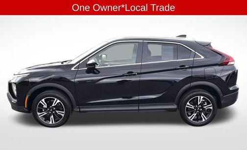 Labrador Black Pearl 2025 Mitsubishi Eclipse Cross SE