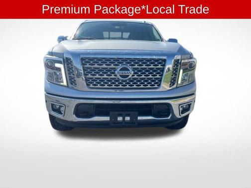 2017 Nissan Titan SL