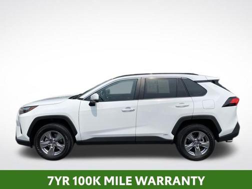 2022 Toyota RAV4 Hybrid XLE