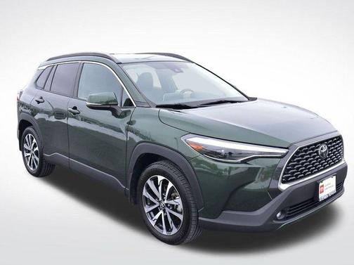 2022 Toyota Corolla Cross XLE