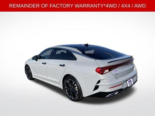 2022 Kia K5 GT-Line