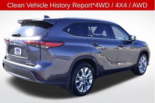 2022 Toyota Highlander Limited