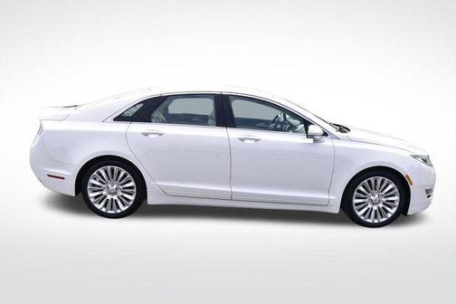 2016 Lincoln MKZ Base