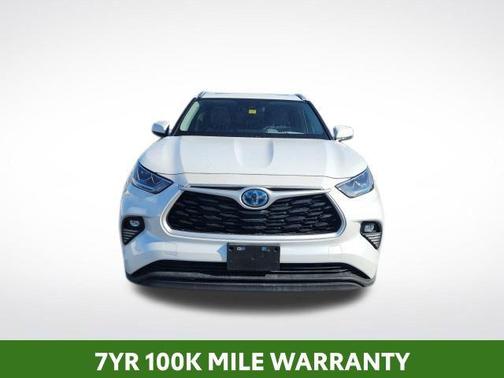 2023 Toyota Highlander Hybrid XLE