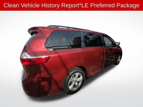 2020 Toyota Sienna LE