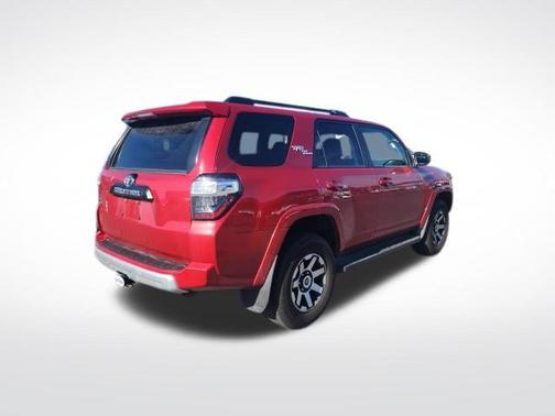 2024 Toyota 4Runner TRD Off Road